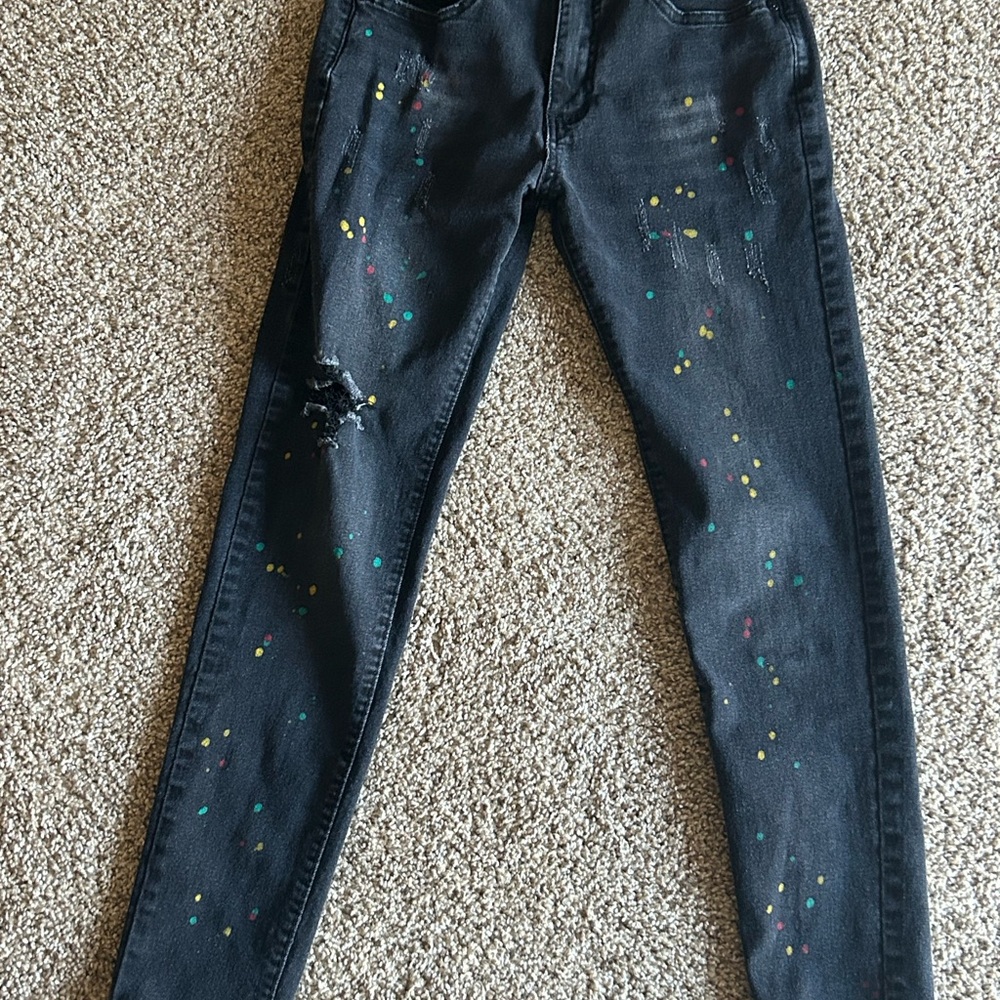Stylish Black Distressed Women Jeans gently worn